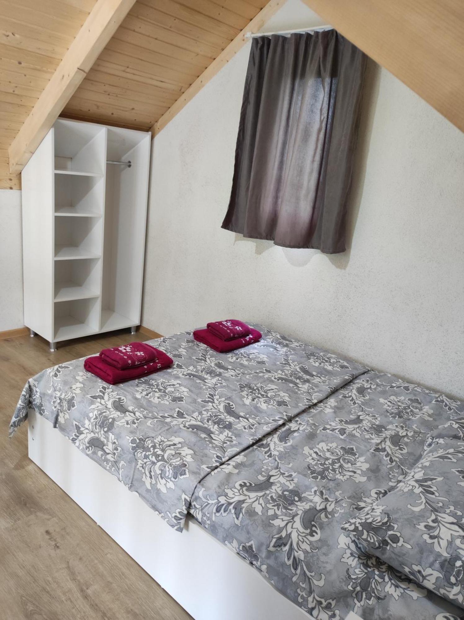 Guest House Koba Batumi Eksteriør billede